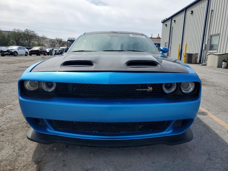 2019 Dodge Challenger VIN 2C3CDZFJ0KH540490 COPART salvage auction — SIDE, Nv - Salvage Title, sold $9,200 on 2026-09-10 (photo 5)