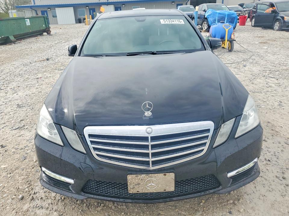 2012 Mercedes-benz E-klasse VIN WDDHF8JB9CA611813 COPART salvage auction — UNDERCARRIAGE, Mi - Certificate Of Title, sold $1,300 on 2026-07-09 (photo 5)