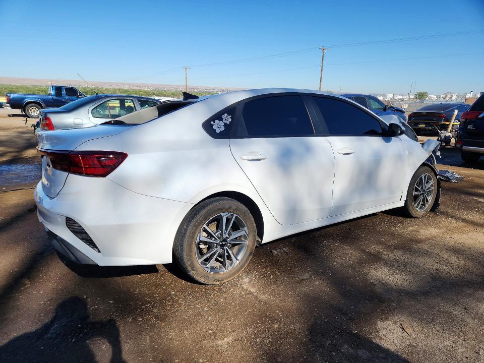 2024 Kia VIN 3KPF24AD4RE837996 COPART salvage auction — FRONT END, Nm - Cert Of Title-Salvage, sold $2,850 on 2026-07-09 (photo 3)