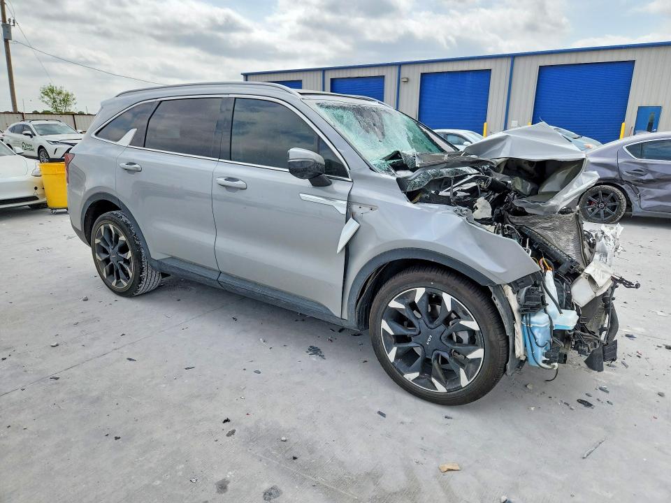 2024 Kia Sorento VIN 5XYRK4JF5RG284812 COPART salvage auction — FRONT END, Tx - Salvage Vehicle Title, sold $4,650 on 2026-07-17 (photo 4)