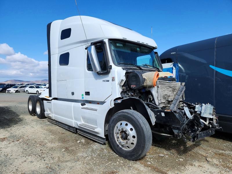 2025 Volvo VIN 4V4NC9EH6SN688287 — COPART salvage auction photo