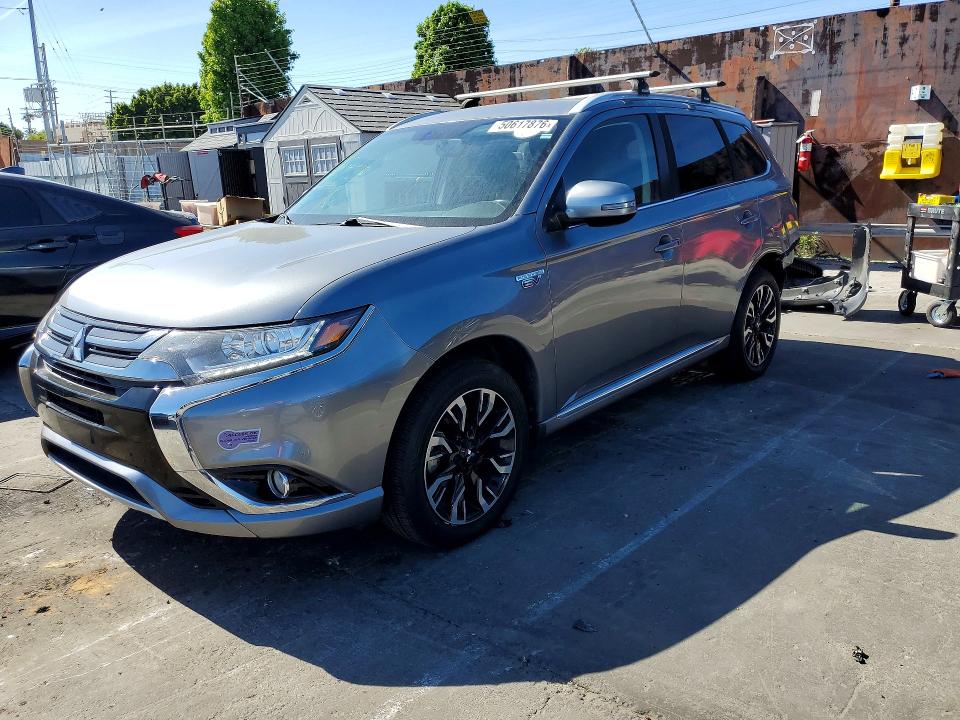 2018 Mitsubishi Outlander VIN JA4J24A57JZ031561 COPART salvage auction — REAR END, Salvage Title, sold $6,100 on 2026-07-15 (photo 1)
