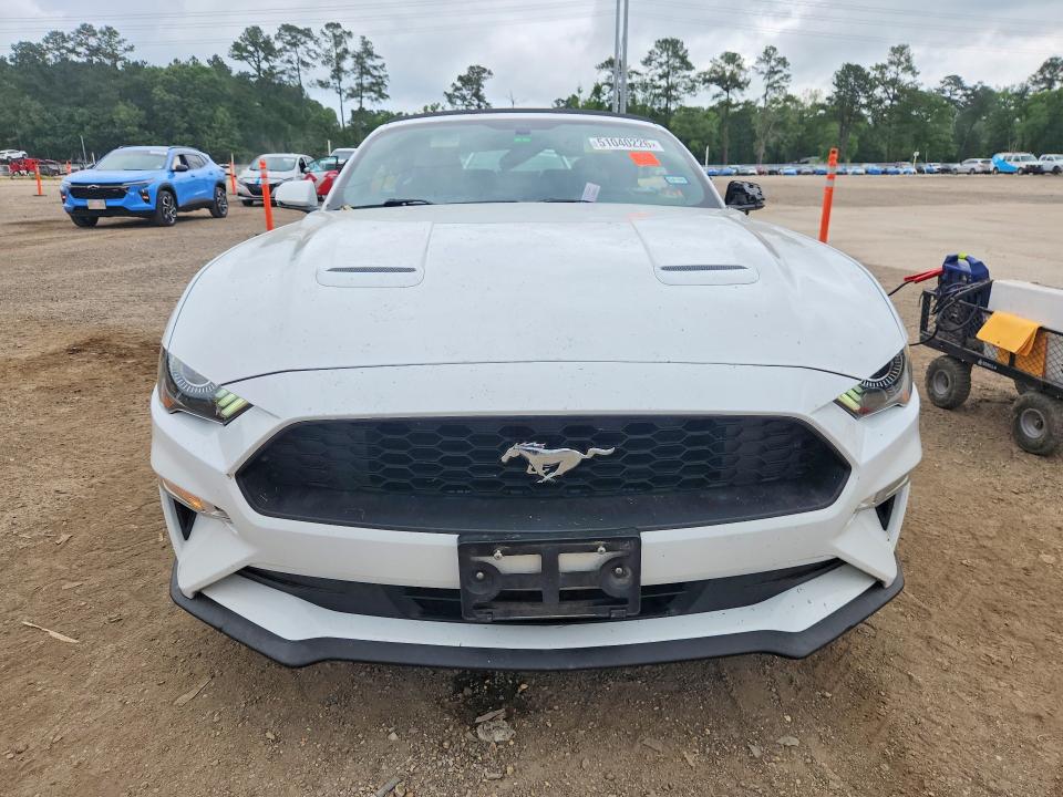 2019 Ford Mustang VIN 1FATP8UHXK5181689 COPART salvage auction — ROOF, Tx - Salvage Vehicle Title, sold $7,500 on 2026-07-02 (photo 5)
