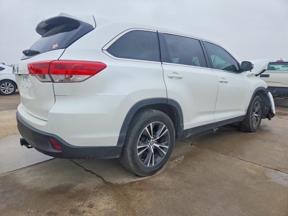 2019 Toyota Highlander VIN 5TDZZRFH0KS365986 COPART salvage auction — FRONT END, Tx - Salvage Vehicle Title, sold $3,650 on 2026-07-13 (photo 3)