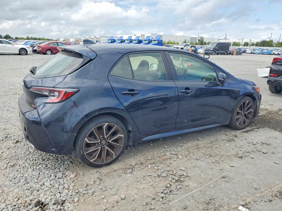 2019 Toyota Corolla VIN JTNK4RBE2K3042516 COPART salvage auction — MINOR DENT/SCRATCHES, Fl - Cert Of Title-Rebuilt (P), sold $8,400 on 2026-07-16 (photo 3)
