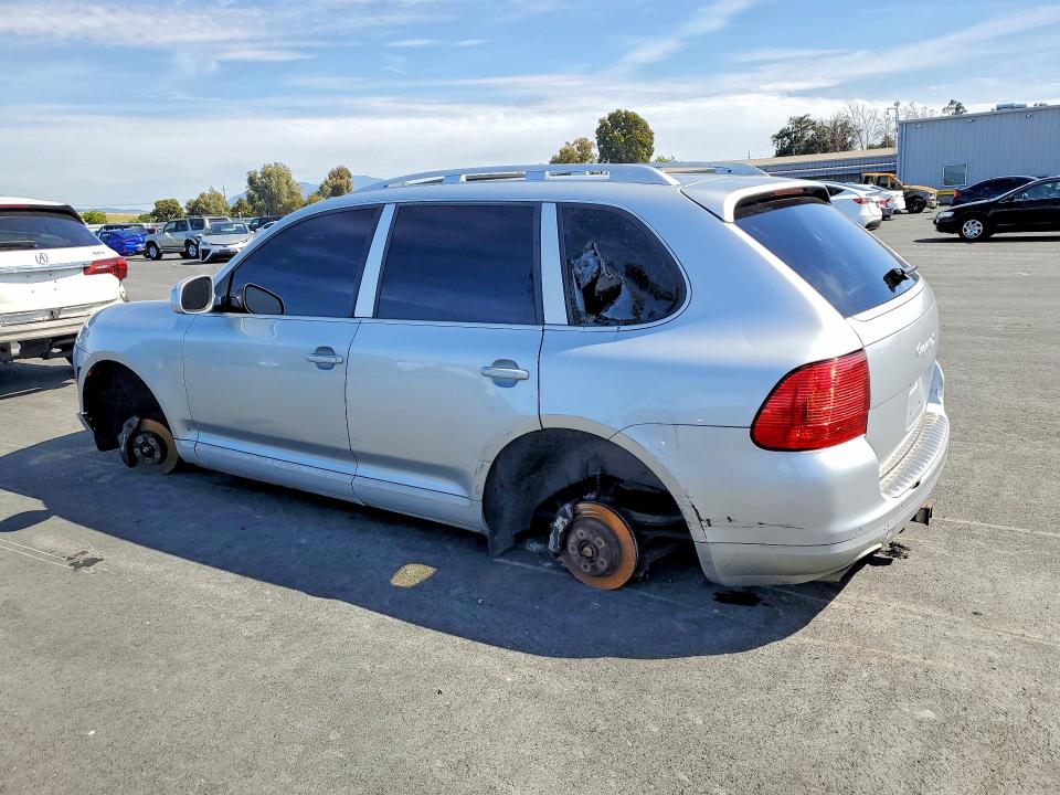2005 Porsche Cayenne VIN WP1AB29P85LA61515 COPART salvage auction — VANDALISM, CA - SALVAGE CERTIFICATE, sold $80 on 2026-07-20 (photo 2)