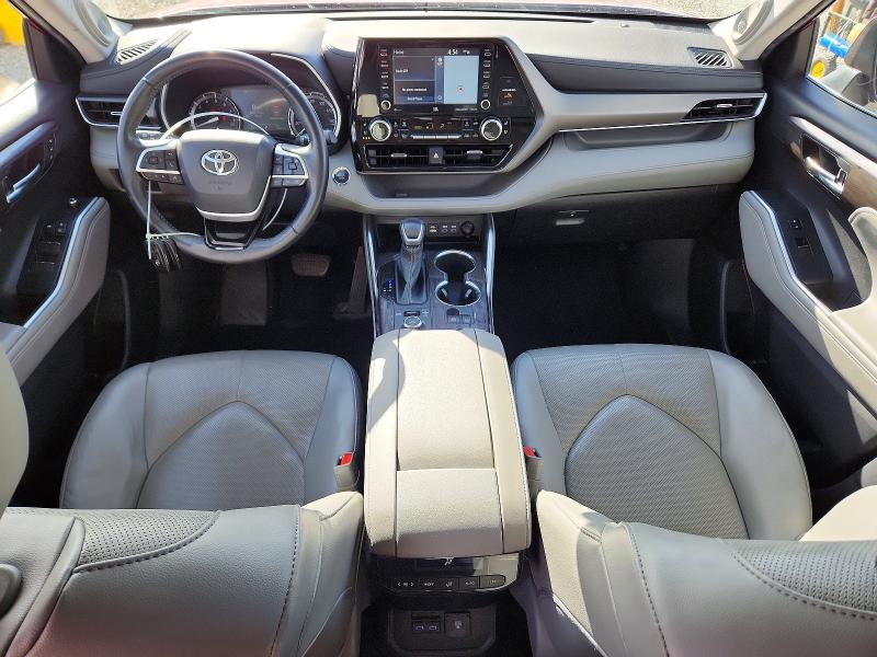2022 Toyota Highlander VIN 5TDDZRBH9NS577290 COPART salvage auction — FRONT END, Wy - Dis/Dlr/Exp Only Salvage Title, sold $550 on 2026-07-30 (photo 8)