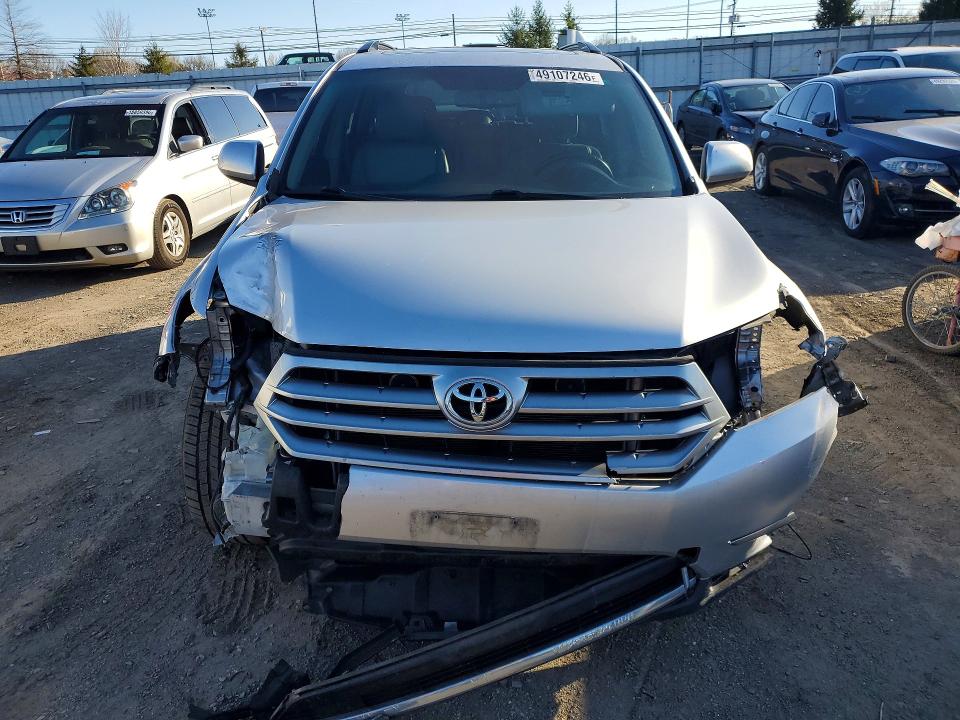 2013 Toyota Highlander VIN 5TDBK3EH0DS218557 COPART salvage auction — FRONT END, Id - Salvage Certificate Of Title, sold $750 on 2026-07-27 (photo 5)