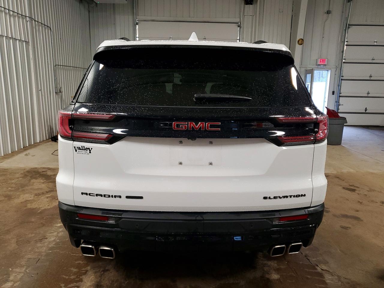 2025 GMC Acadia VIN 1GKENNRS2SJ214319 COPART salvage auction — Side, MN - CERT OF TITLE-SALVAGE, sold $21,700 on 2026-07-07 (photo 6)