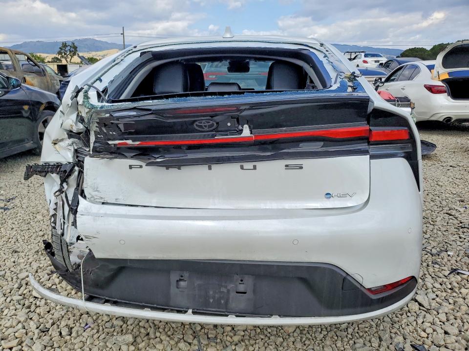 2024 Toyota Prius VIN JTDACAAU3R3027921 COPART salvage auction — REAR END, Salvage Title, sold $8,700 on 2026-07-21 (photo 6)