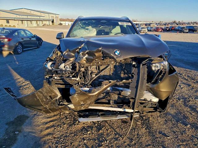 2025 BMW X5 VIN 5UX23EU05S9W72060 COPART salvage auction — Front End, KY - CERT OF TITLE-SALVAGE (P), sold $33,000 on 2026-04-09 (photo 5)