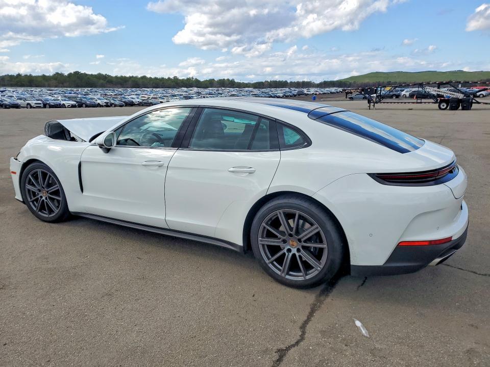 2024 Porsche Panamera VIN WP0AA2YA0RL003051 COPART salvage auction — FRONT END, Salvage Title, sold $33,250 on 2026-07-20 (photo 2)