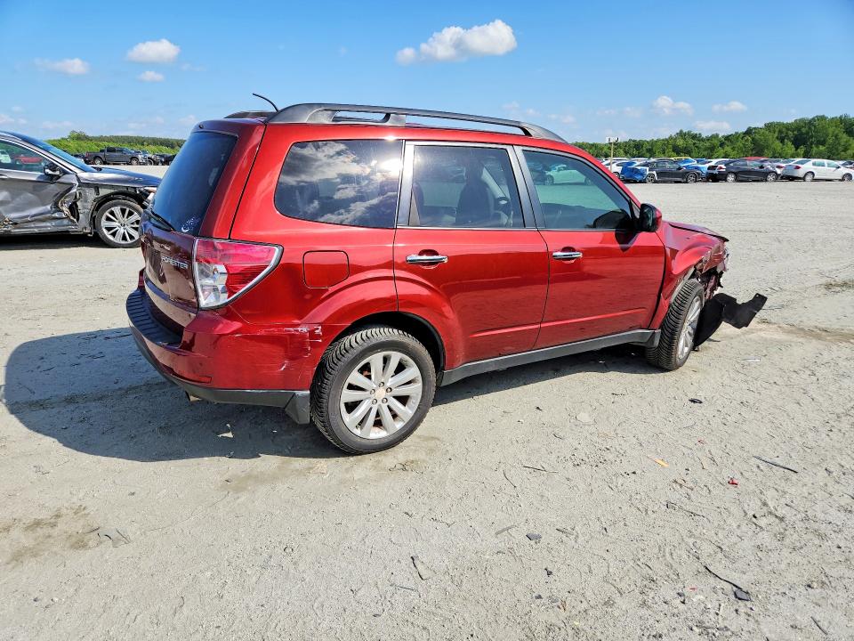2012 Subaru Forester VIN JF2SHBEC0CH410255 COPART salvage auction — FRONT END, SC - CERT OF TITLE-SALVAGE, sold $1,050 on 2026-07-06 (photo 3)