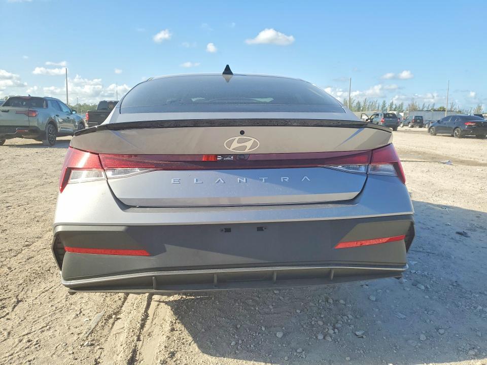 2026 Hyundai Elantra VIN KMHLM4DG0TU106053 COPART salvage auction — FRONT END, Salvage Title, sold $5,000 on 2026-07-23 (photo 6)