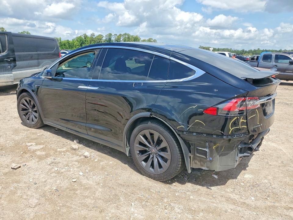 2018 Tesla Model x VIN 5YJXCBE29JF136366 COPART salvage auction — REAR END, TX - SALVAGE VEHICLE TITLE, sold $8,200 on 2026-07-28 (photo 2)