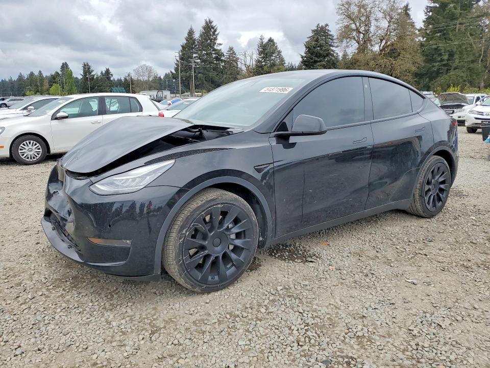 2022 Tesla Model y VIN 7SAYGDEE2NF366015 COPART salvage auction — FRONT END, Salvage Title, sold $14,200 on 2026-07-10 (photo 1)