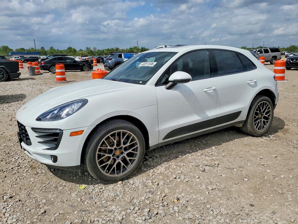 2017 Porsche Macan VIN WP1AA2A51HLB09390 — COPART salvage auction photo
