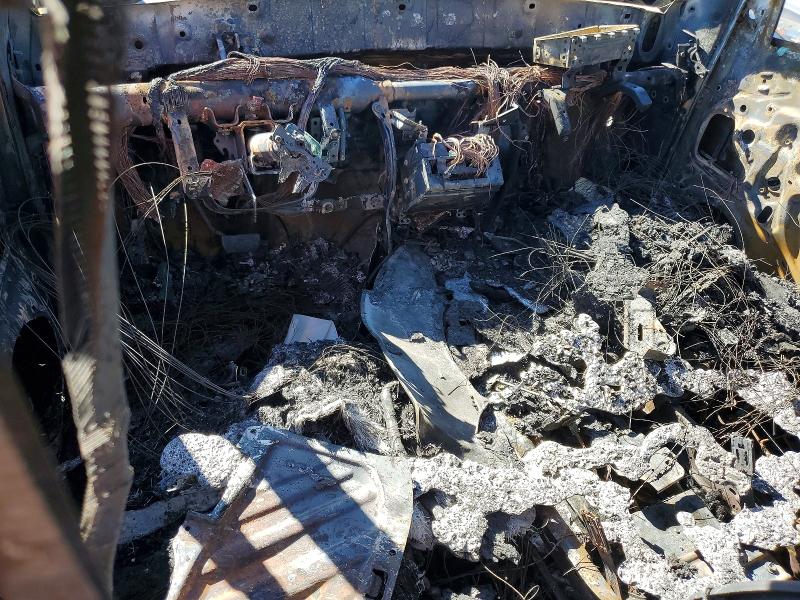 2014 Toyota Tacoma VIN 5TFTU4GN4EX063840 COPART salvage auction — BURN, NV - NON-REPAIRABLE VEHICLE CERT, sold $125 on 2026-07-27 (photo 8)
