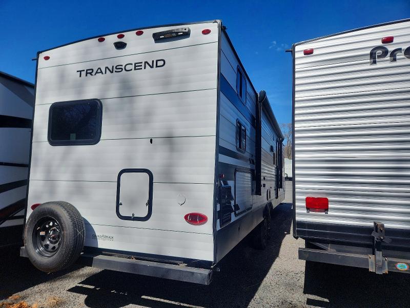 2025 Grand design Transcend VIN 573TT3727S8837371 COPART salvage auction — SIDE, MA - CERT OF TITLE-RECONSTRCTD COLL, sold $7,000 on 2026-07-21 (photo 4)