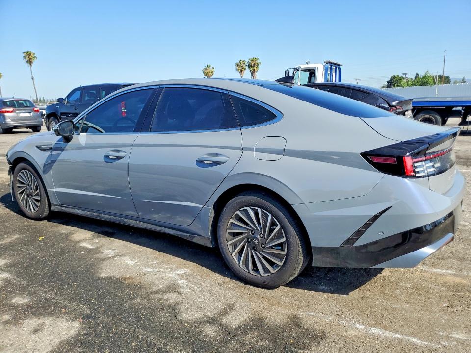2025 Hyundai Sonata VIN KMHL54JJ2SA112367 COPART salvage auction — FRONT END, CA - SALVAGE CERTIFICATE, sold $10,200 on 2026-07-31 (photo 2)