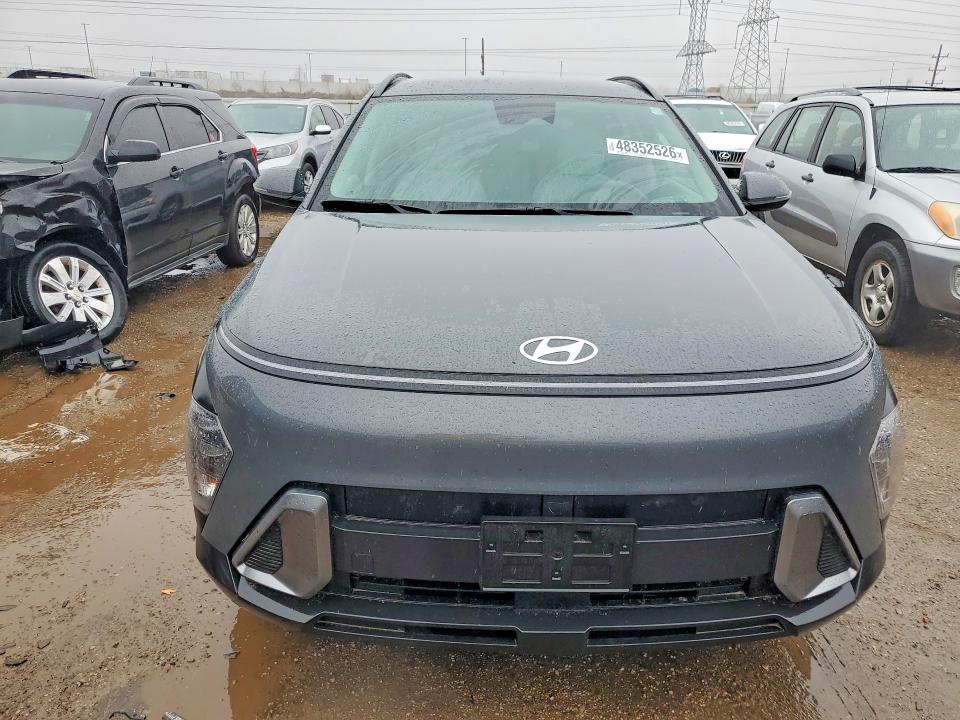 2025 Hyundai Kona VIN KM8HBCAB0SU217506 COPART salvage auction — SIDE, Il - Salvage Certificate, sold $9,900 on 2026-07-21 (photo 5)