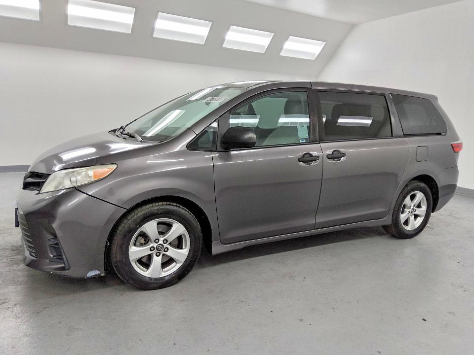 2020 Toyota Sienna VIN 5TDZZ3DC0LS042477 — COPART salvage auction photo