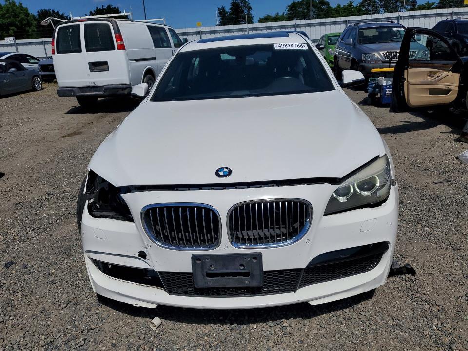 2013 BMW 7er VIN WBAYE4C50DDW22595 COPART salvage auction — FRONT END, Salvage Title, sold $2,150 on 2026-07-09 (photo 5)