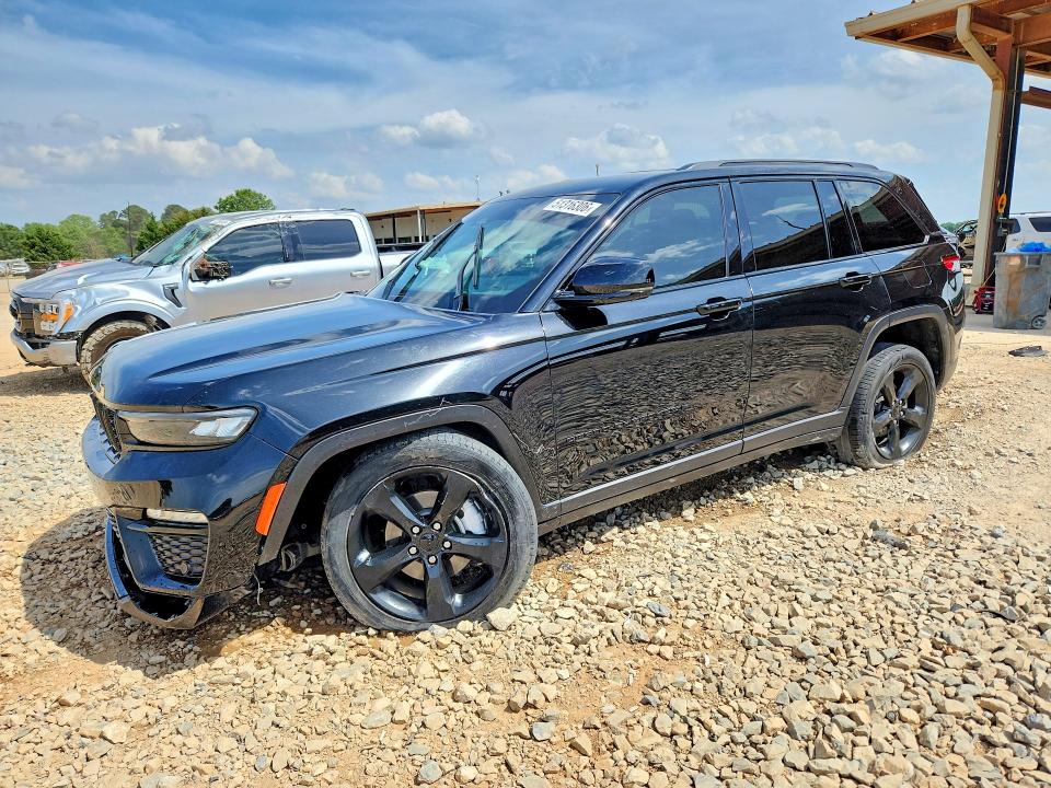 2023 Jeep Cherokee VIN 1C4RJHBG2PC506824 — COPART salvage auction photo