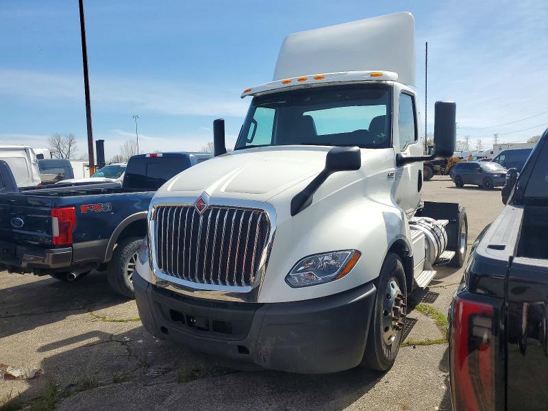 2023 International VIN 3HSDYTZN0PN749366 COPART salvage auction — MINOR DENT/SCRATCHES, Mi - Cert Of Title-Rebuilt Salvage, sold $28,000 on 2026-07-24 (photo 2)