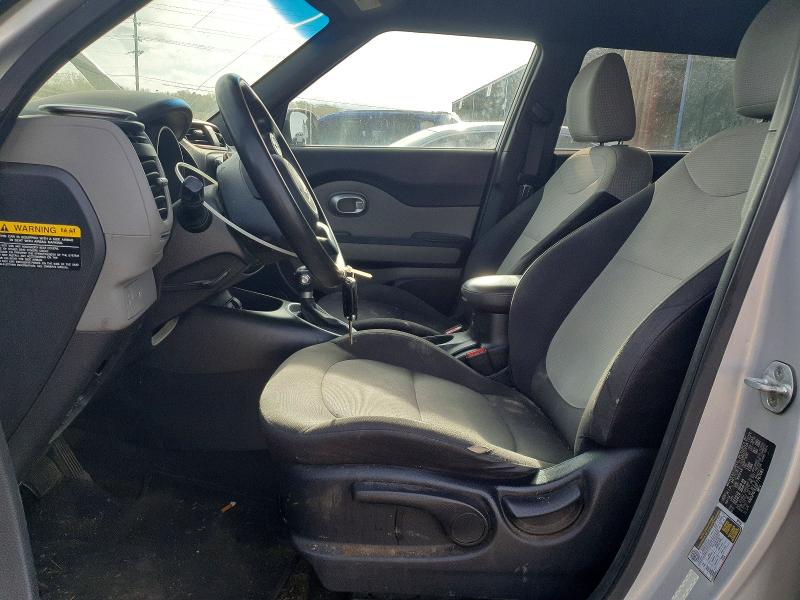 2015 Kia Soul VIN KNDJN2A23F7767083 COPART salvage auction — MINOR DENT/SCRATCHES, Tx - Dis/Dlr/Exp Only Salvage Title, sold $725 on 2026-07-08 (photo 7)