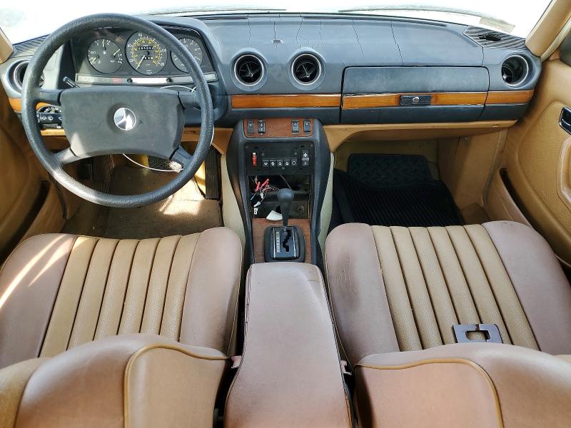 1985 Mercedes-benz 300 VIN WDBAB33C0FA261796 COPART salvage auction — NORMAL WEAR, CA - APP FOR DUP CLEAN OR AC, sold $550 on 2026-07-10 (photo 8)