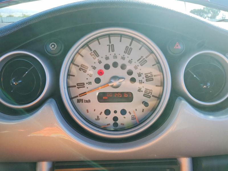 2004 Mini Cooper VIN WMWRC33484TC49889 COPART salvage auction — ROLLOVER, Ca - Salvage Certificate, sold $150 on 2026-08-11 (photo 9)