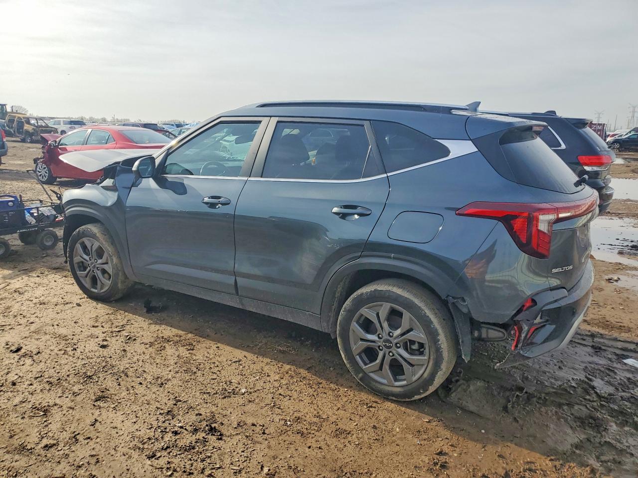 2024 Kia Seltos VIN KNDEUCAAXR7534372 COPART salvage auction — Front End, IL - SALVAGE CERTIFICATE, sold $2,200 on 2026-07-07 (photo 2)