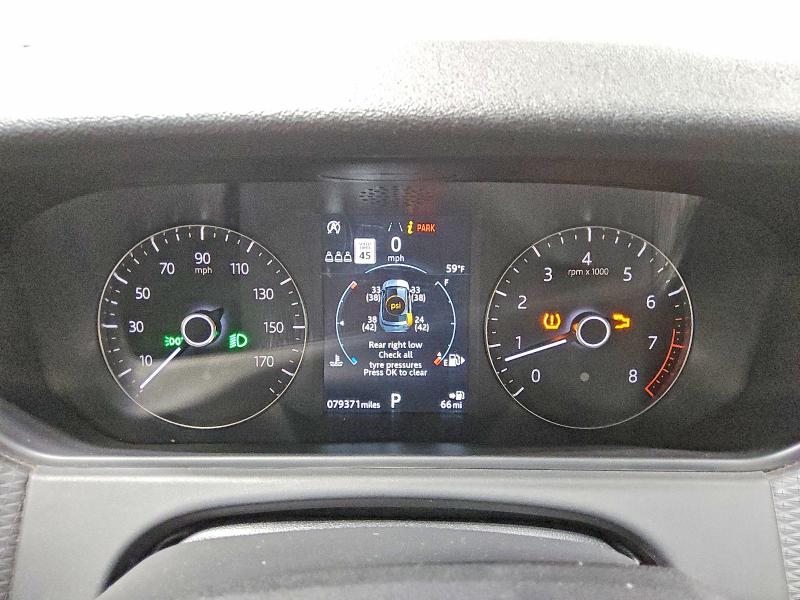 2020 Land rover Range rover velar VIN SALYB2EX3LA290787 COPART salvage auction — NORMAL WEAR, IN - CERTIFICATE OF TITLE, sold $10,500 on 2026-07-23 (photo 9)