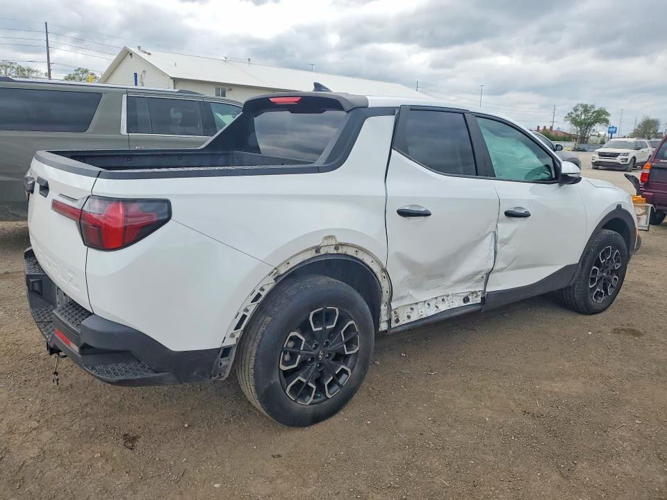 2022 Hyundai Santa cruz VIN 5NTJB4AE4NH037113 COPART salvage auction — SIDE, Ia - Cert Of Title-Salvage Title, sold $8,000 on 2026-07-31 (photo 3)