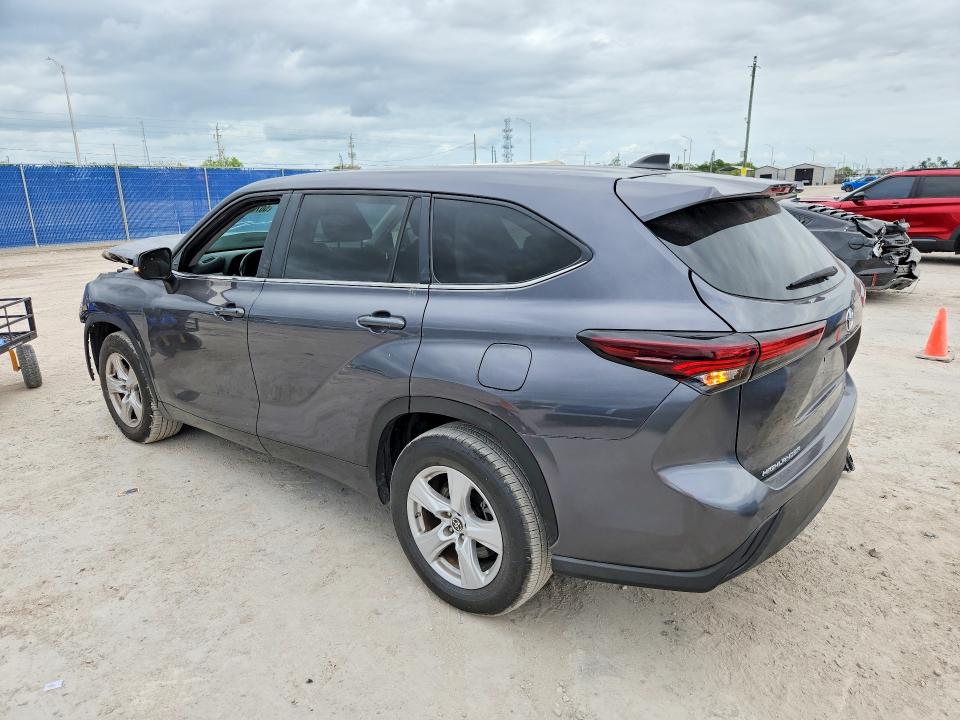 2024 Toyota Highlander VIN 5TDKDRAH9RS532878 COPART salvage auction — FRONT END, Salvage Title, sold $11,100 on 2026-07-15 (photo 2)