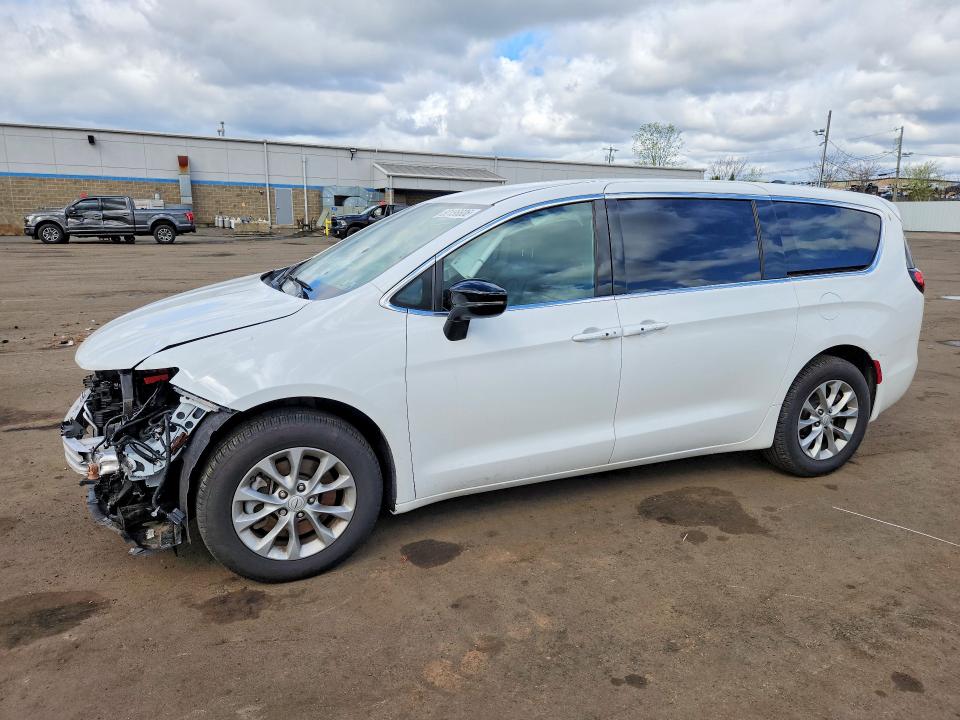 2025 Chrysler Pacifica VIN 2C4RC3BG7SR563288 — COPART salvage auction photo