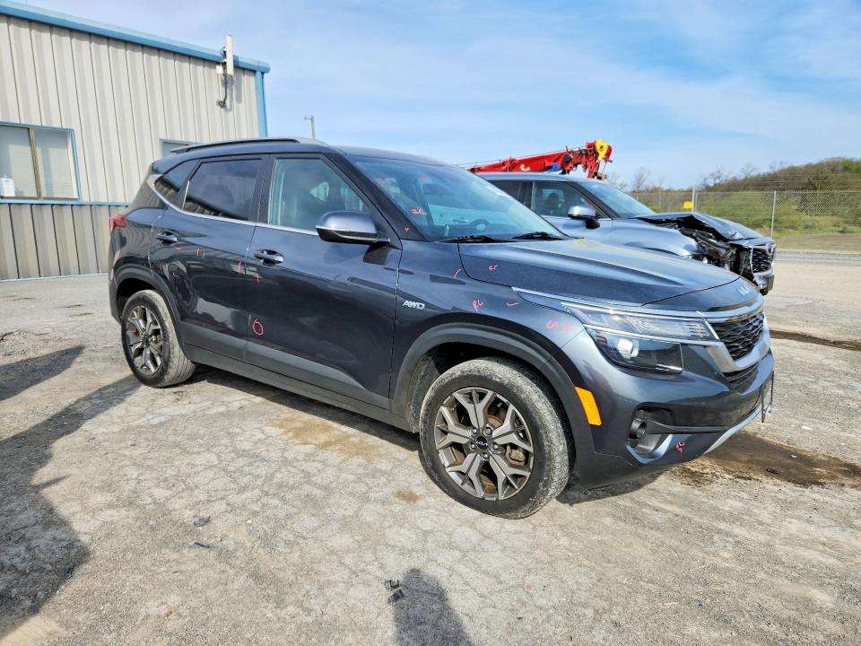 2022 Kia Seltos VIN KNDERCAA6N7289467 COPART salvage auction — REAR END, Va - Cert Of Title - Salvage, sold $6,100 on 2026-07-17 (photo 4)