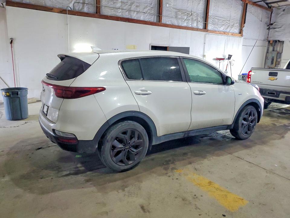 2022 Kia Sportage VIN KNDPMCAC4N7955623 COPART salvage auction — ENGINE BURN, KY - BILL OF SALE/PART ONLY/NO TITL, sold $300 on 2026-07-13 (photo 3)