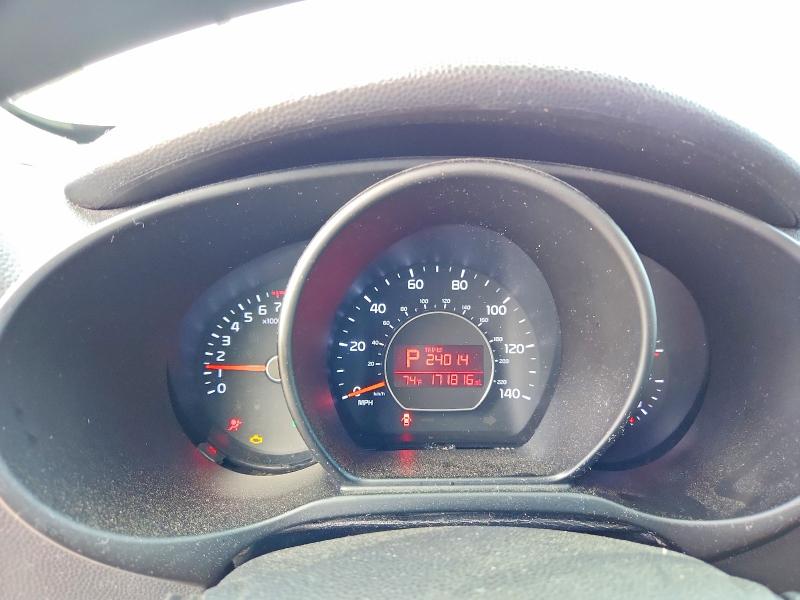 2015 Kia Soul VIN KNDJN2A25F7175748 COPART salvage auction — SIDE, Nc - Salvage Certificate Of Title, sold $425 on 2026-07-06 (photo 9)