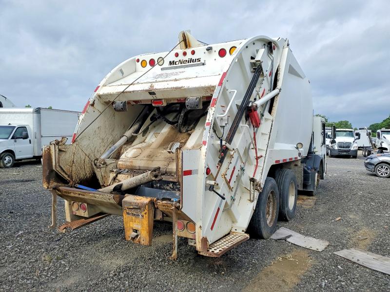 2015 Crane carrier Let2 VIN 1CYCCL487FT051345 COPART salvage auction — MECHANICAL, FL - CERTIFICATE OF DESTRUCTION, sold $5,500 on 2026-07-29 (photo 4)