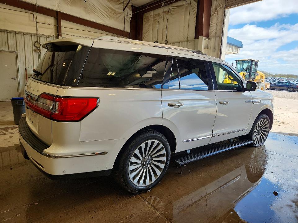 2019 Lincoln Navigator VIN 5LMJJ2LT3KEL25081 COPART salvage auction — FRONT END, WI, sold $8,600 on 2026-08-31 (photo 3)