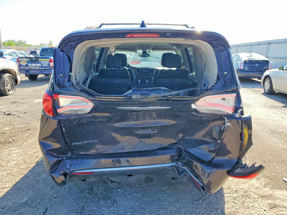 2017 Chrysler VIN 2C4RC1BG9HR745460 COPART salvage auction — REAR END, Nj - Cert Of Title-Salvage, sold $2,700 on 2026-07-09 (photo 6)