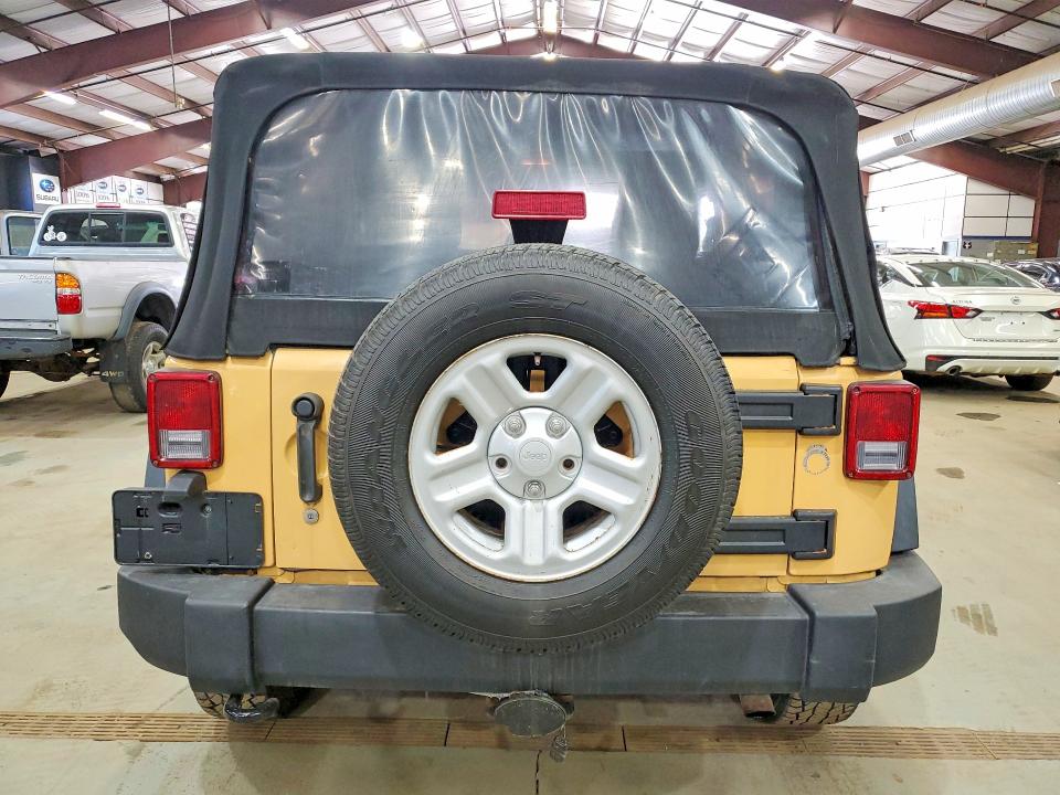 2013 Jeep Wrangler / VIN 1C4AJWAG7DL703647 COPART salvage auction — MINOR DENT/SCRATCHES, Vt - Certificate Of Title, sold $2,950 on 2026-07-10 (photo 6)