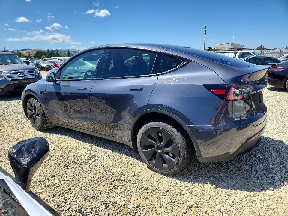 2022 Tesla Model y VIN 7SAYGDEE8NF384583 COPART salvage auction — FRAME DAMAGE, Ca - Salvage Certificate, sold $8,600 on 2026-07-16 (photo 2)