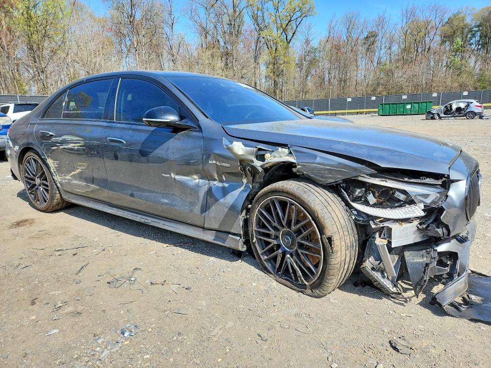 2025 Mercedes-benz S-klasse VIN W1K6G8CBXSA313321 COPART salvage auction — FRONT END, Md - Cert Of Salvage < 75% Damage, sold $60,000 on 2026-07-28 (photo 4)
