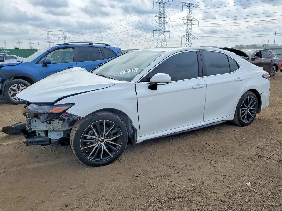 2024 Toyota Camry VIN 4T1G11AK7RU844698 COPART salvage auction — FRONT END, Il - Salvage Certificate, sold $7,100 on 2026-07-02 (photo 1)