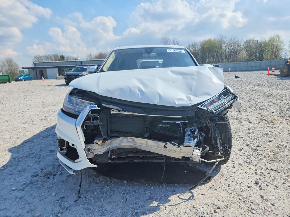 2017 Audi Q7 VIN WA1LAAF72HD005042 COPART salvage auction — FRONT END, Mi - Certificate Of Title, sold $3,200 on 2026-07-09 (photo 5)