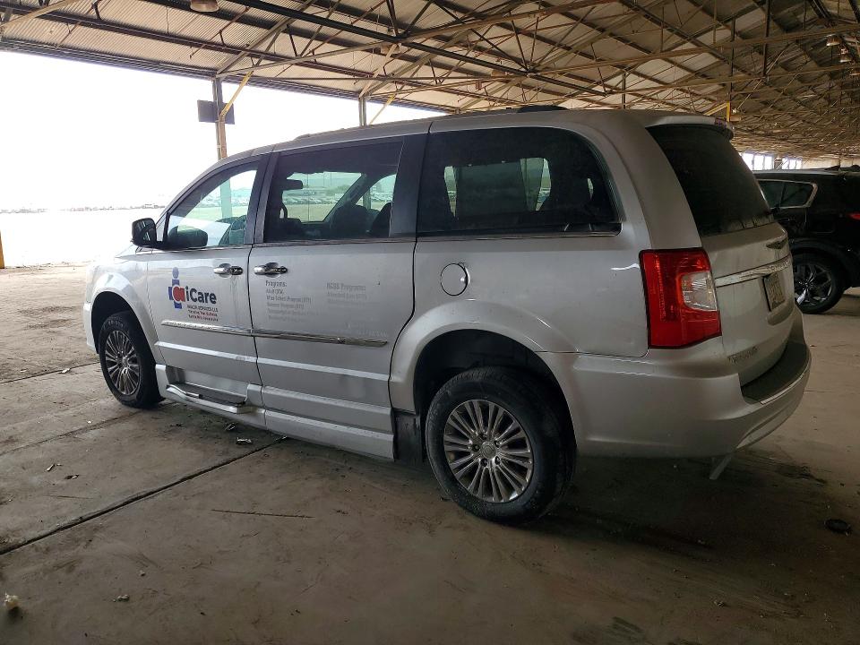 2011 Chrysler Voyager VIN 2A4RR6DG6BR690119 COPART salvage auction — MINOR DENT/SCRATCHES, Az - Cert Of Title-Restored Salvage, sold $3,600 on 2026-07-20 (photo 2)