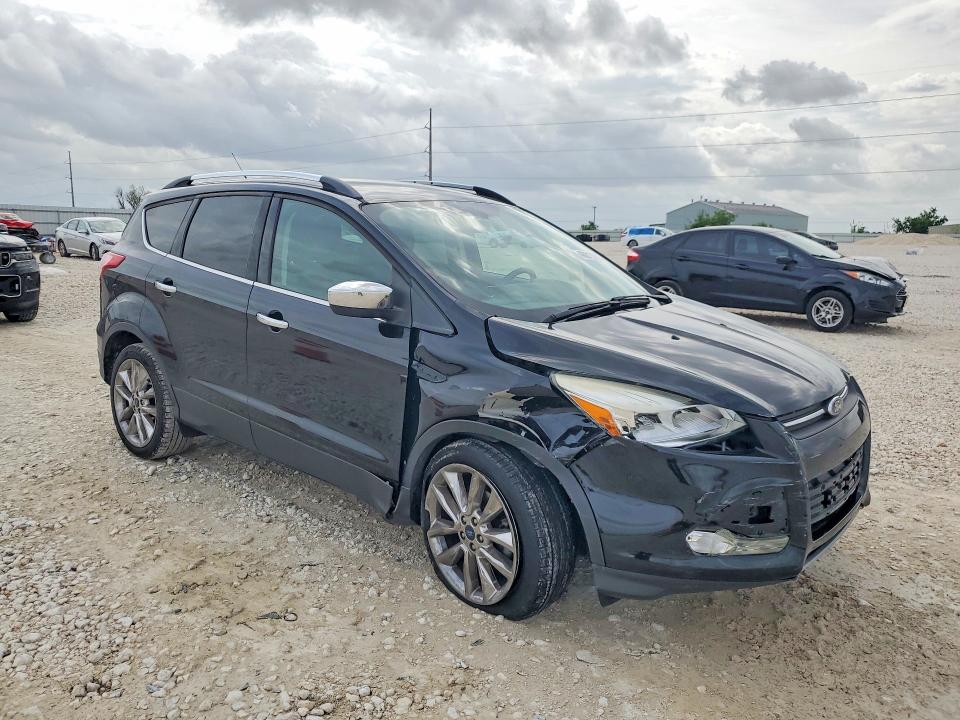 2016 Ford Escape VIN 1FMCU0GX8GUB45595 COPART salvage auction — FRONT END, Tx - Salvage Vehicle Title, sold $2,300 on 2026-07-02 (photo 4)